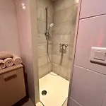 Grand Avec Terrasse, Piscine Et Parking Privé Mandelieu