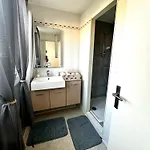 Grand Avec Terrasse, Piscine Et Parking Privé